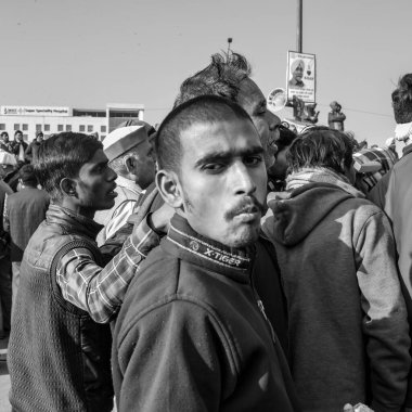 Gazipur, Delhi, Hindistan 25 Aralık 2020 - Punjab, Uttar Pradesh ve Uttarakhand 'den Hintli Sih ve Çiftçiler, Delhi-UP sınırında yeni çiftçi yasalarına karşı protestolar başlattılar