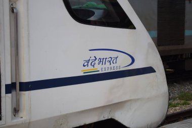 Amritsar, Hindistan, 15 Ağustos 2025 - Vande Bharat Ekspres treni Amritsar 'dan Delhi' ye Amritsar tren istasyonu, Vande Bharat Hindistan 'ın en hızlı treni
