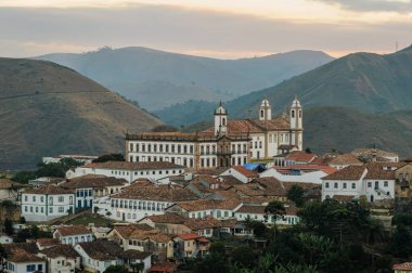 Ouro Preto, Minas Gerais, Brezilya 28 Haziran 2008. Tarihi binaları olan şehrin kısmi manzarası.