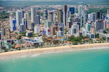 Joao Pessoa, Paraiba State, Brezilya 15 Kasım 2012. Şehrin kısmi manzarası binaları gösteriyor, Manaira plajı..