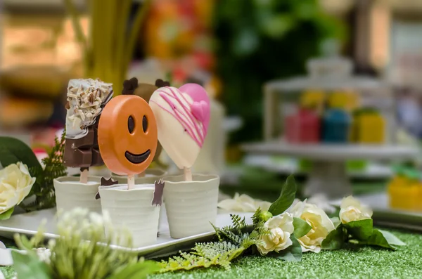 Smiley cake made like ice cream — Stock Photo, Image