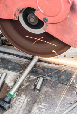 Demirci çalışıyor