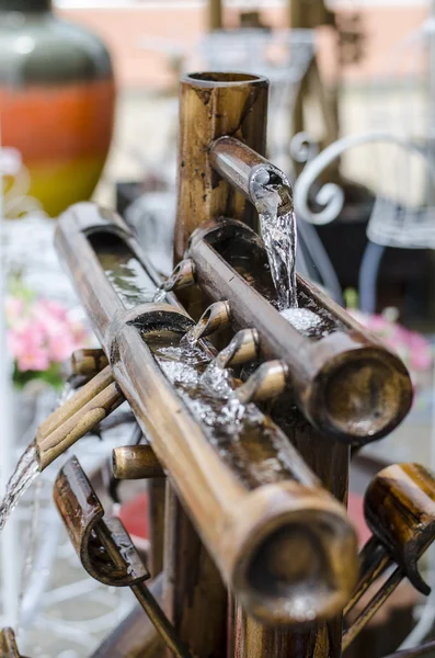 Cascata decorazione di bambù — Foto Stock