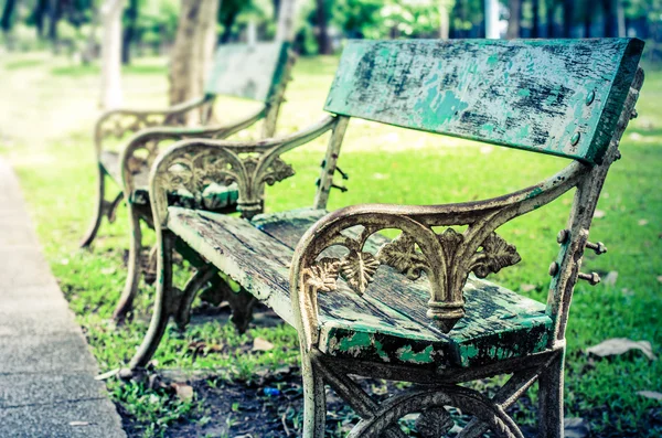 Seating in the park — Stock Photo, Image