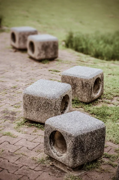 Posti a sedere nel parco — Foto Stock