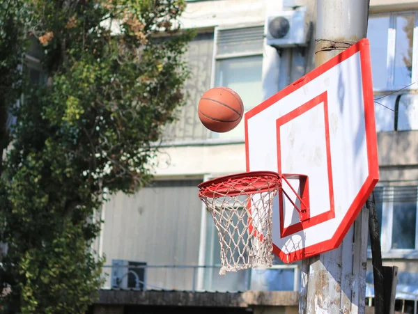 Baloncesto callejero — Foto de Stock