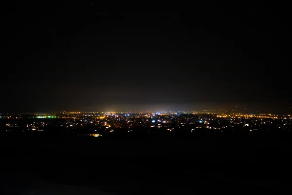 Cidade à noite — Fotografia de Stock
