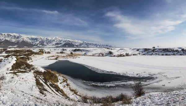 Lago congelado — Foto de Stock