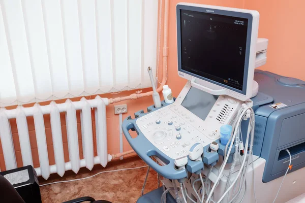 Equipamento Ultrassônico Para Uso Médico Uma Enfermaria Médica — Fotografia de Stock