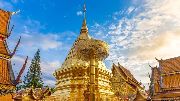Wat Phra Doi Suthep Είναι Ένα Όμορφο Ναό Και Ένα — Φωτογραφία Αρχείου