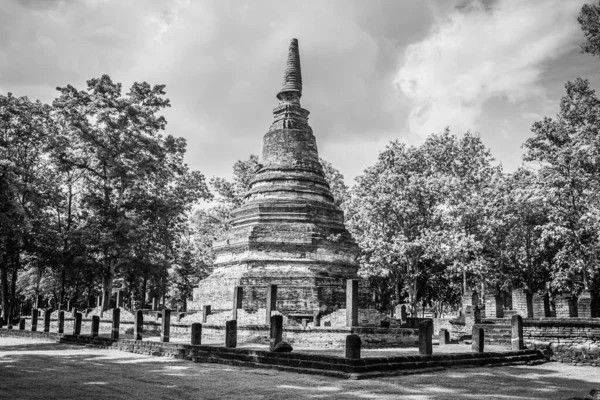 Wahrzeichen Alter Chedi Aus Uralten Ziegeln Kamphaeng Phet Historical Park — Stockfoto