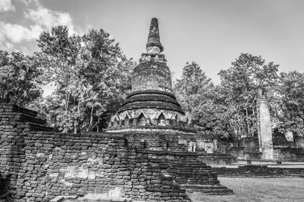 Landmärke Gamla Chedi Tillverkade Antika Tegelstenar Kamphaeng Phet Historical Park — Stockfoto