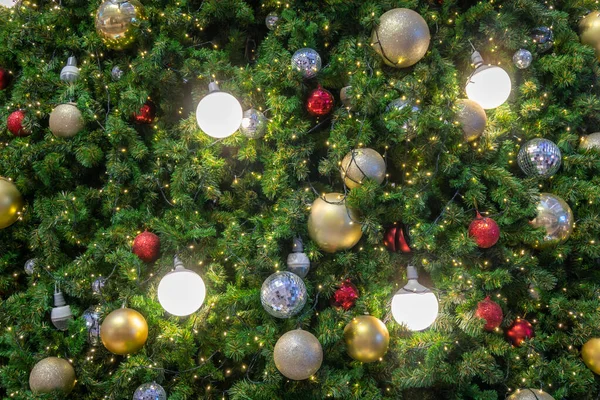 Molti Palla Luce Decorazione Sull Albero Natale Festa Celebrare Copia — Foto Stock