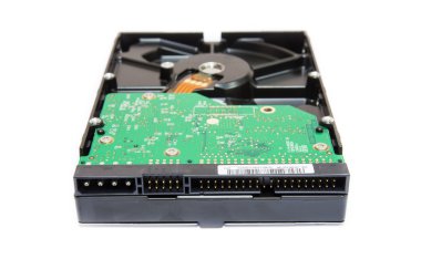 Beyaz arka plan üzerinde izole closeup IDE sabit disk