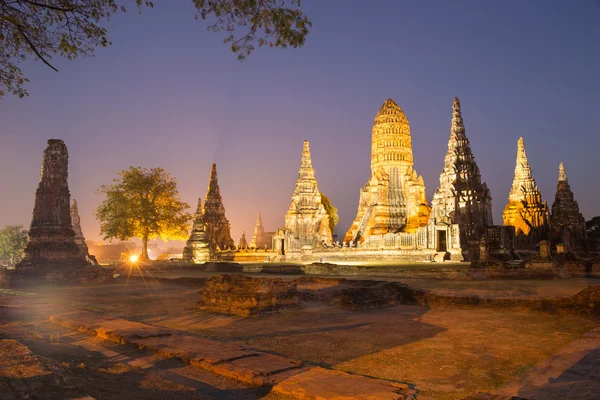 Hermoso templo de Wat Chai Watthanaram en Ayutthaya Tailandia —  Fotos de Stock