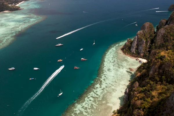 Vista Aérea Pee Pee Island Lugar Famoso Phuket Tailândia — Fotografia de Stock