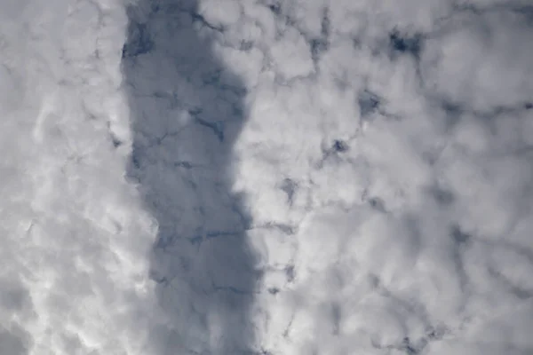 Vita Moln Den Blå Himlen — Stockfoto