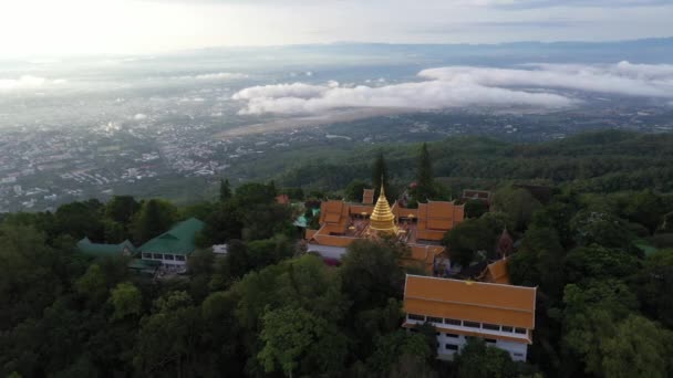 Wat Phra Daki Hava Manzarasına Göre Doi Suthep Tapınağı Chiangmai — Stok video