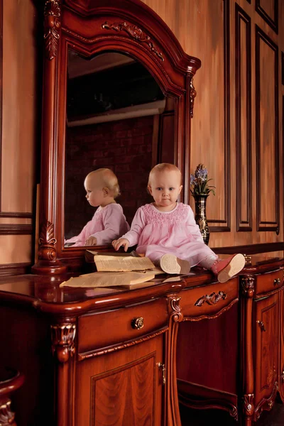 Pretty One Year Old Girl Pink Dress Old Book Sitting — Stock Photo, Image