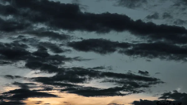 Cielo Colorido Atardecer Nubes Fondo Crepúsculo Imagen Fondos Abstractos Naturaleza — Foto de Stock