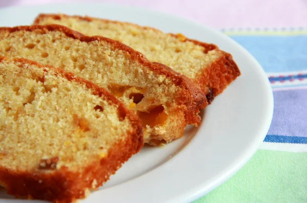 Mandalina çay ekmek kuru üzüm ile.