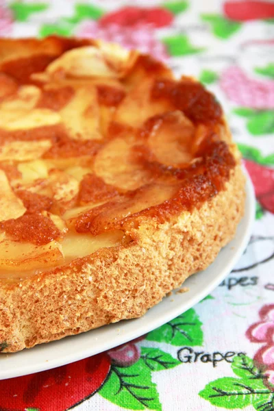 Gâteau au caramel pomme — Photo