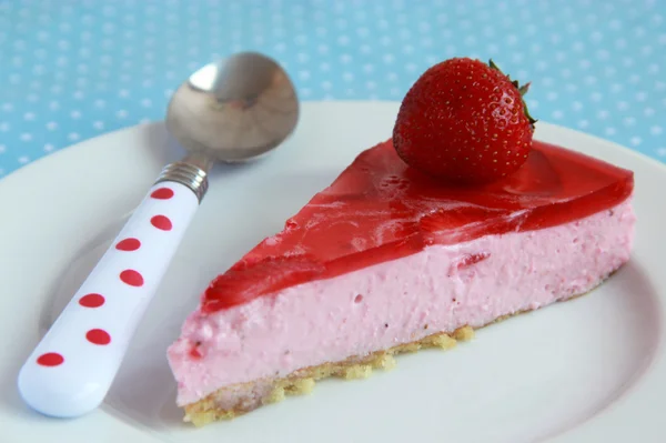 Strawberry mousse cake with jelly — Stock Photo, Image