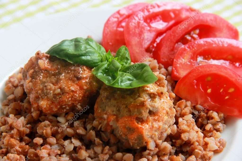 Meatballs with basil