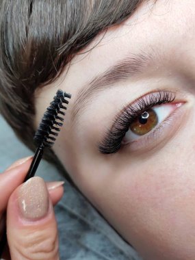 Güzellik salonu makro göz üst görünümü kırbaç uzantıları 