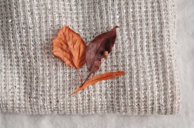 Sıcak kazakların yakın çekim alanı kopyala 