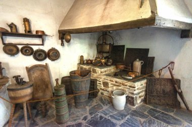 Eski mutfak aletleri ve diğer mutfak aletleri