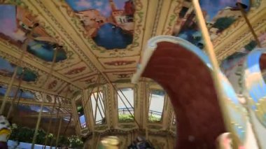 Lunapark atlıkarıncası