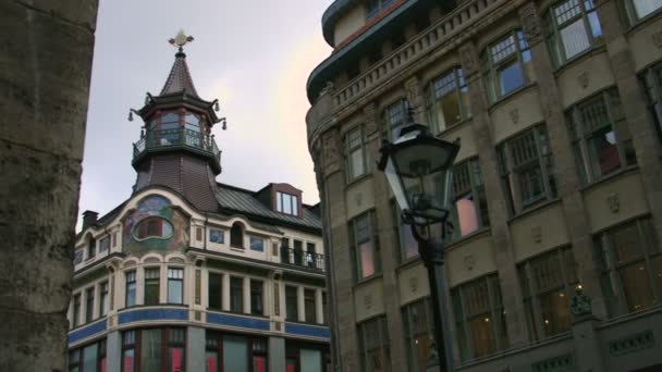 Edificio en el casco antiguo de Leipzig, Alemania — Vídeo de stock