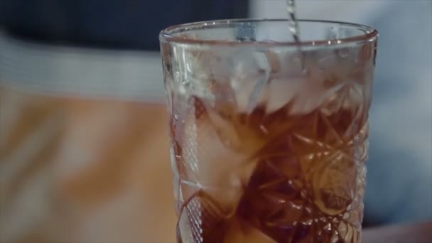 Le cocktail des cuisiniers barman — Video