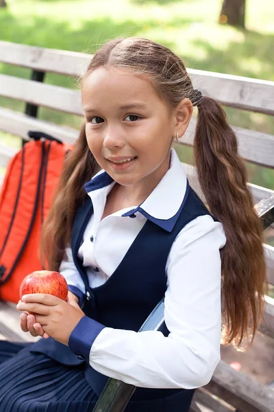 Mochila Retrato Menina Escola Adolescente Feliz Moderna Com Mochila Saco — Fotografia de Stock