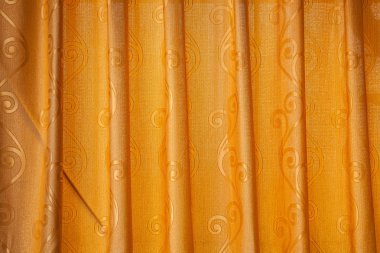 parlak turuncu perde yaktı