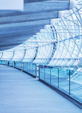 Paris - 20 Ocak 2016: Charles de Gaulle Airport, iç mekan, GA, 89 milyon yolcu hizmet sanki dünyanın en işlek Havaalanı. 