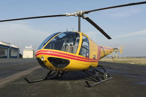 Helicopter rescue, helicopter in the air while flying — Stock Photo, Image