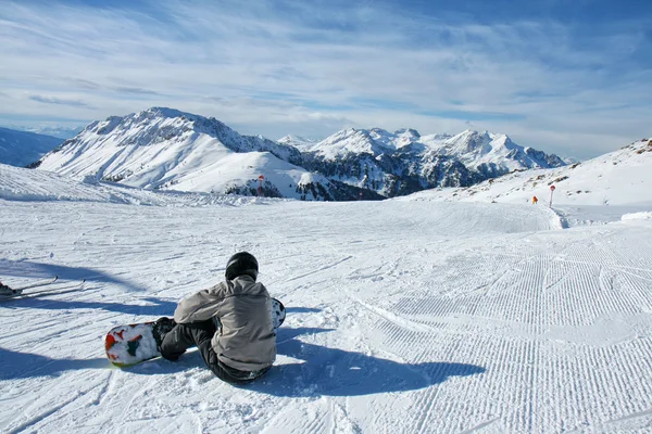 Skidåkning på Dolomiterna, Val di Fiemme, Italien — Stockfoto