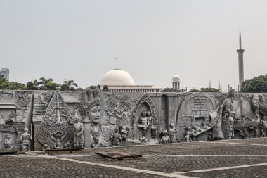 Ulusal Endonezya için mücadele simgeleyen anıt - kule Merdeka Square, Jakarta, merkezinde.
