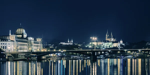 Panorama azul de Praga . — Fotografia de Stock