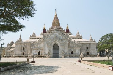 Ananda Tapınağı Bagan düz, Myanmar üzerinde