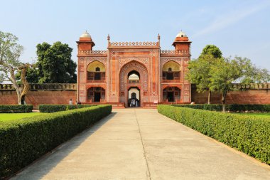 Taj Mahal'ı Tapınak, Agra kapıya