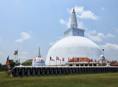 Anuradhapura, dagoba Ruvanvelisaya,