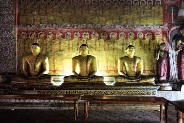 黄金寺院、最も偉大な仏教のランドマーク - ゴールデン Dambula テ — ストック写真