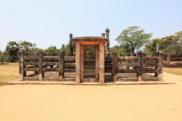 波隆纳鲁沃，建筑雕塑，旧的废墟，在斯里兰卡 — 图库照片