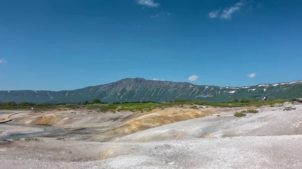 Forró Források Folyója Folyik Egy Kihalt Vulkán Kalderájában Kén Ásványlelőhelyek — Stock Fotó