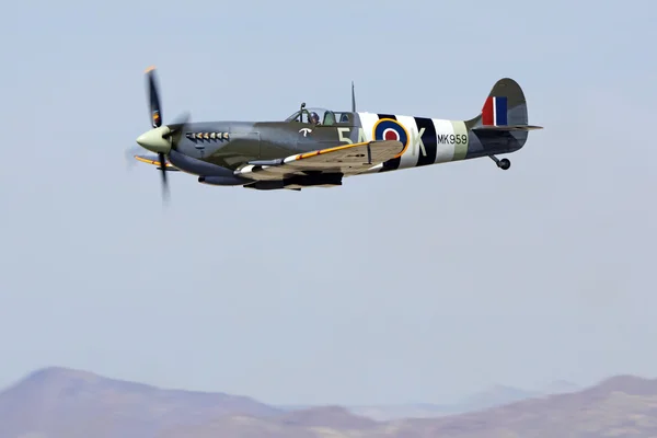 Airplane WWII Spitfire fighter — Stock Photo, Image