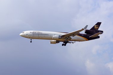 UPS Kargo uçak iniş Ontario Uluslararası Havaalanı Los Angeles, Kaliforniya dışında jet