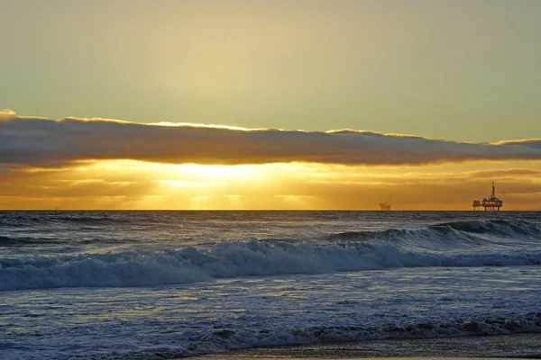 Stille Oceaan huntington beach pier Californië — Stockfoto